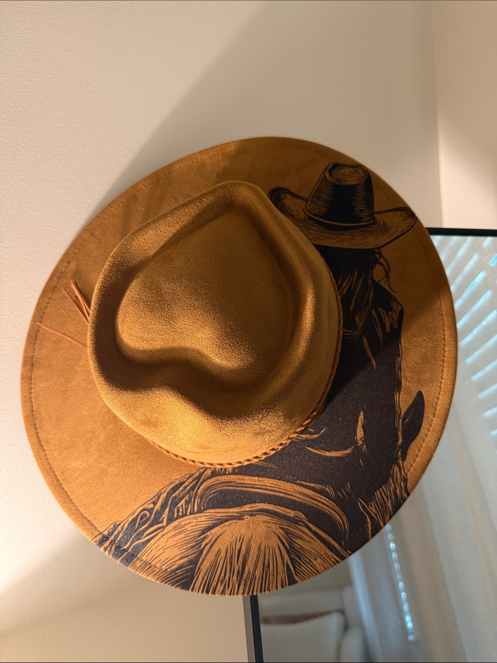 Women’s Suede Custom Laser Design Western Hat